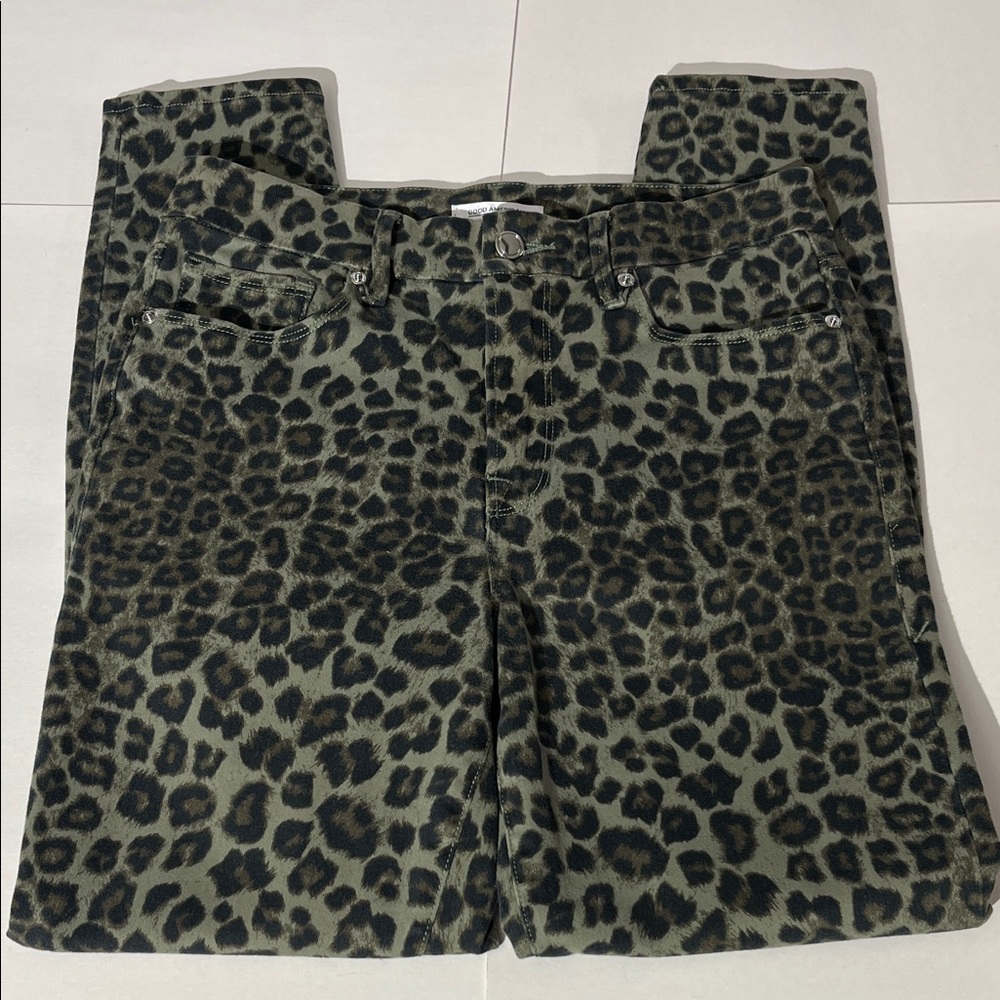 Good American Jeans Good Waist Crop Leopard Print Denim sz 8 or 29 fall winter